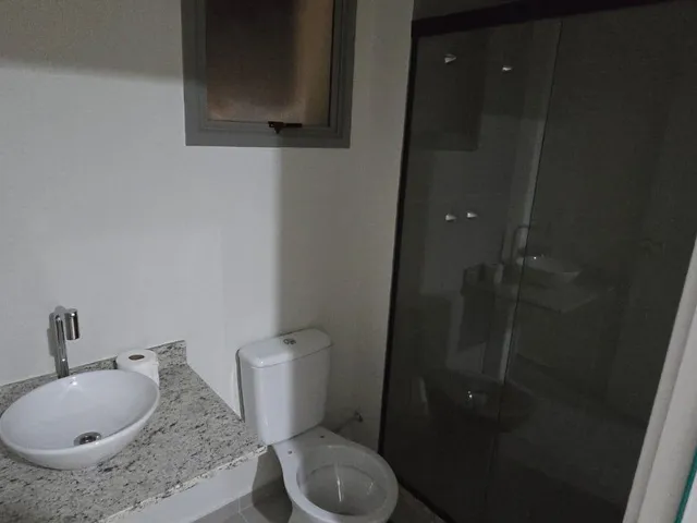 Apartamento 2 quartos e 2 banheiros, para alugar, no bairro Gleba Fazenda Palhano em Londrina
