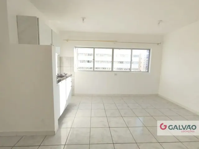 Apartamento 1 quarto e 1 banheiro, para alugar, no bairro Rebouças em Curitiba