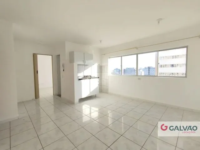 Apartamento 1 quarto e 1 banheiro, para alugar, no bairro Rebouças em Curitiba