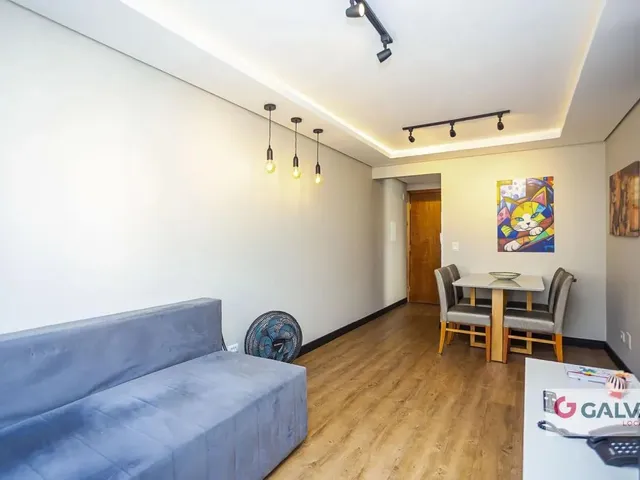 Apartamento 2 quartos e 2 banheiros, para alugar, no bairro Jardim Social em Curitiba