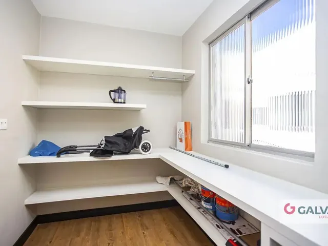 Apartamento 2 quartos e 2 banheiros, para alugar, no bairro Jardim Social em Curitiba