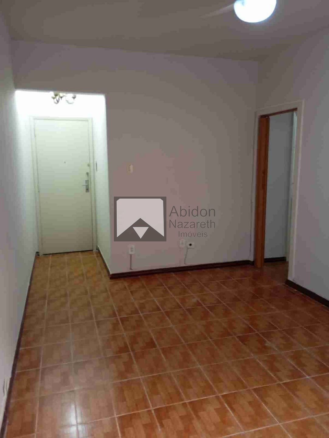 Apartamento à venda com 2 quartos, 80m² - Foto 1
