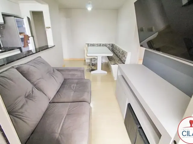 Apartamento 3 quartos e 1 banheiro, para alugar, no bairro Portão em Curitiba