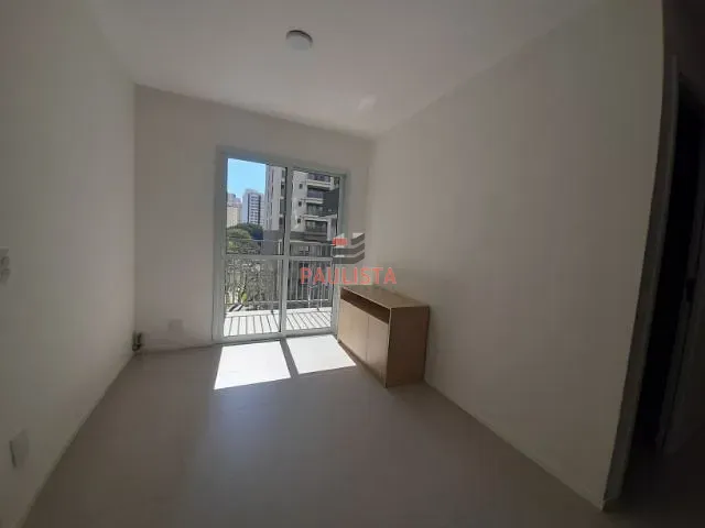 Apartamento com 38m² 2 quartos e 1 banheiro, para alugar, no bairro Chácara Inglesa em Rua Araré