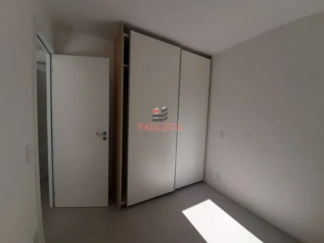 Apartamento com 38m² 2 quartos e 1 banheiro, para alugar, no bairro Chácara Inglesa em Rua Araré