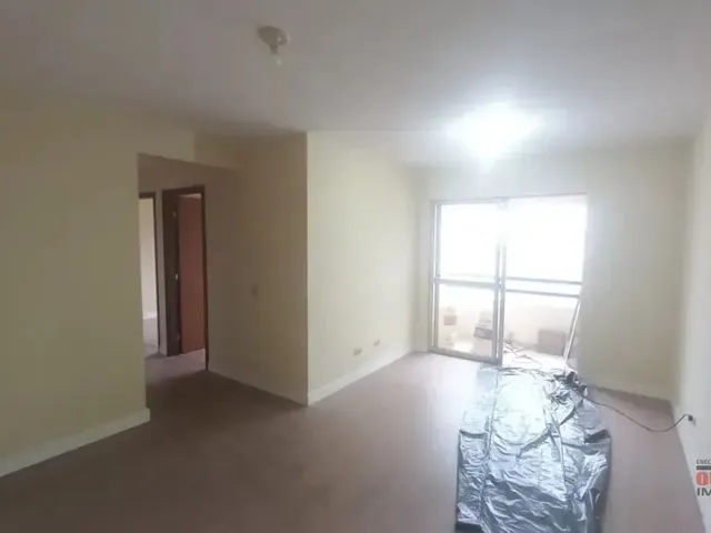 Apartamento 3 quartos e 1 banheiro, para alugar, no bairro Cajuru em Curitiba