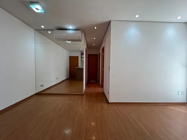 Apartamento 3 quartos e 2 banheiros, à venda, no bairro Gleba Palhano em Londrina