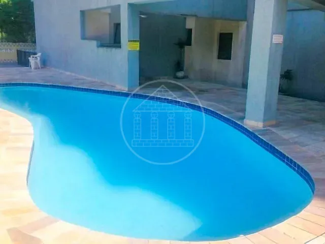 Apartamento 2 quartos e 2 banheiros, à venda, no bairro Enseada em Guarujá
