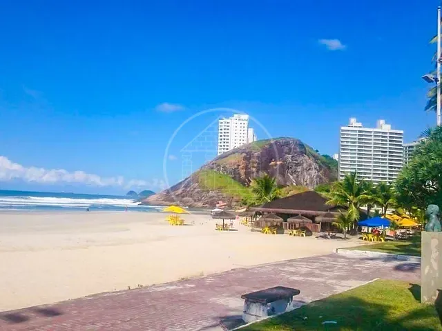 Apartamento 2 quartos e 2 banheiros, à venda, no bairro Enseada em Guarujá