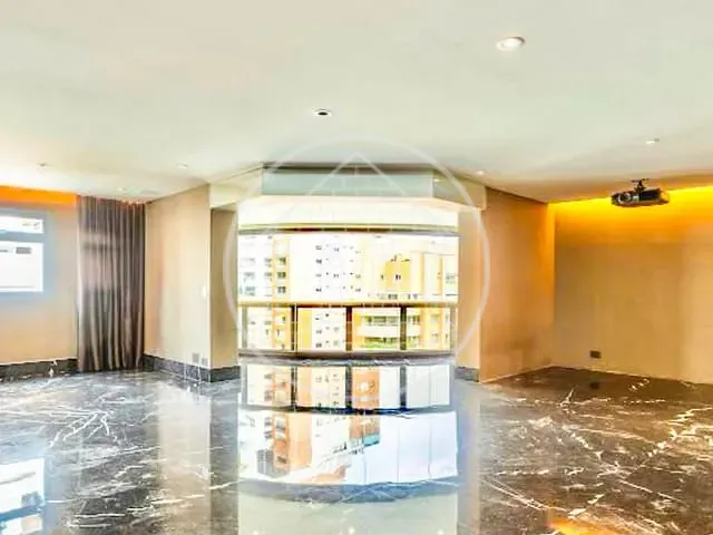 Apartamento 2 quartos e 5 banheiros, à venda, no bairro Vila Uberabinha em São Paulo