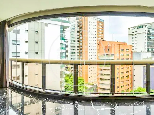 Apartamento 2 quartos e 5 banheiros, à venda, no bairro Vila Uberabinha em São Paulo