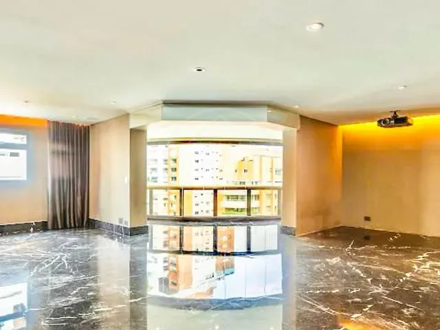 Apartamento 2 quartos e 5 banheiros, à venda, no bairro Vila Uberabinha em São Paulo