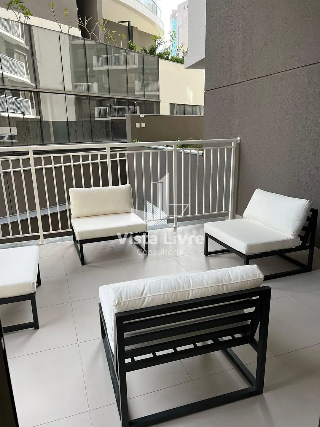 Apartamento, 1 quarto, 27 m² - Foto 2