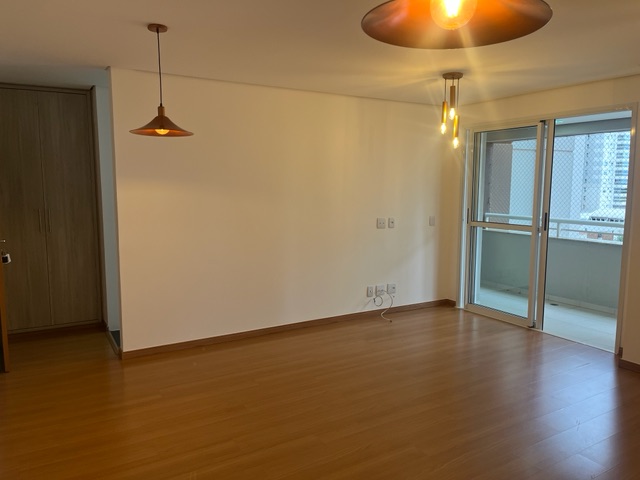 Apartamento com 105m² 2 quartos e 2 banheiros, para alugar, no bairro Gleba Palhano em Londrina
