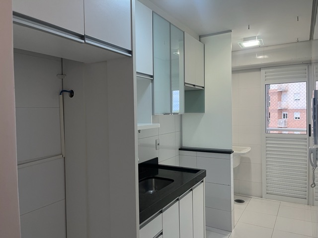 Apartamento com 105m² 2 quartos e 2 banheiros, para alugar, no bairro Gleba Palhano em Londrina