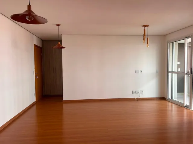 Apartamento com 105m² 2 quartos e 2 banheiros, para alugar, no bairro Gleba Palhano em Londrina