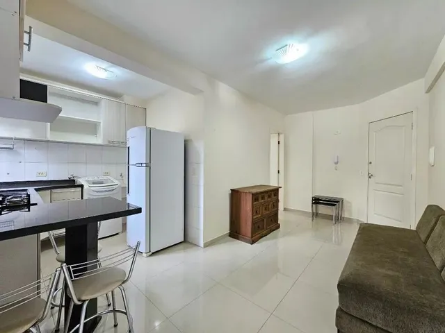Apartamento 1 quarto e 1 banheiro, à venda, no bairro Portão em Curitiba