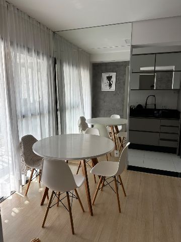 Apartamento com 121m² 3 quartos e 2 banheiros, para alugar, no bairro Parque Jamaica em Londrina