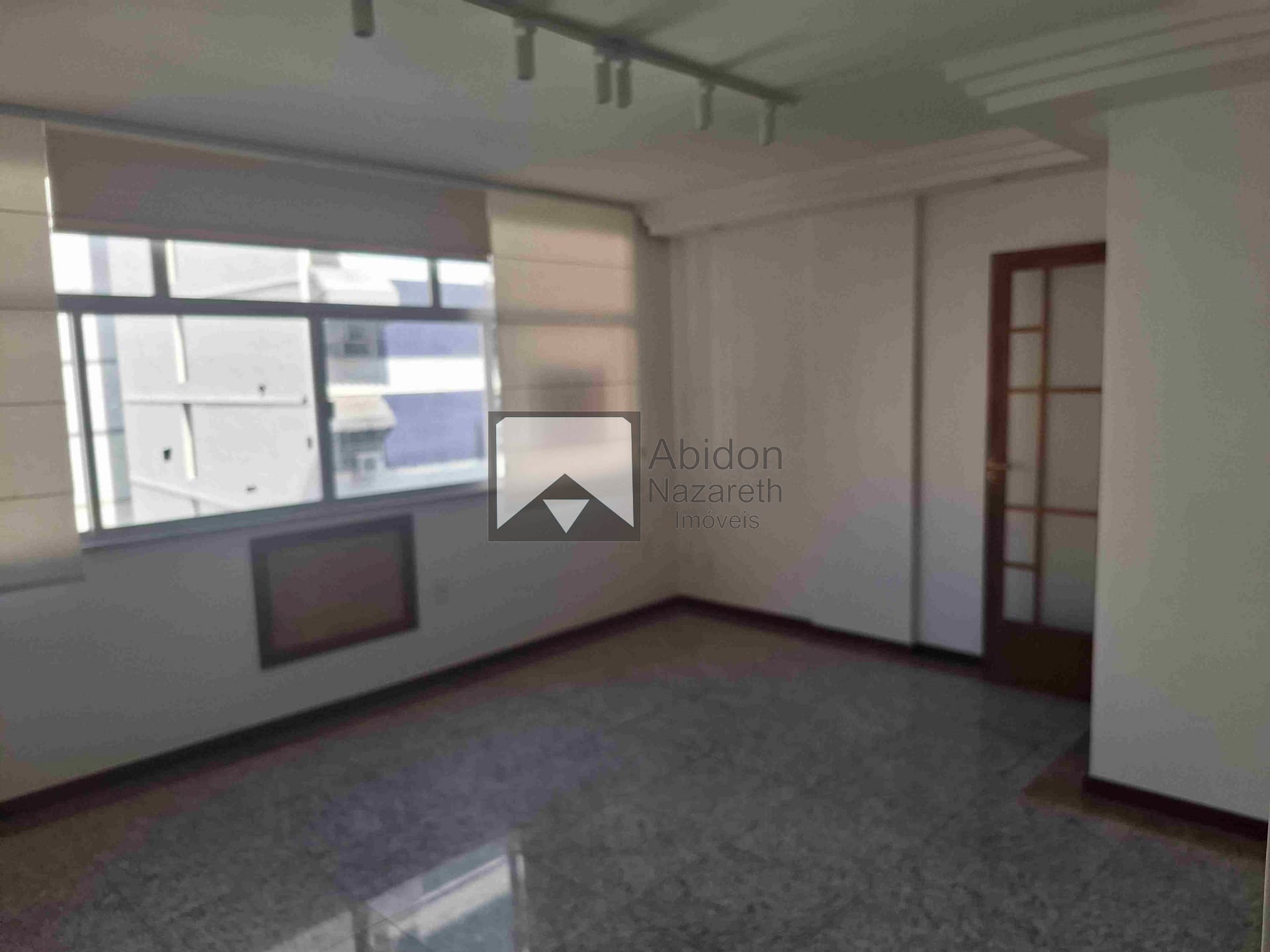 Apartamento à venda com 3 quartos, 110m² - Foto 5