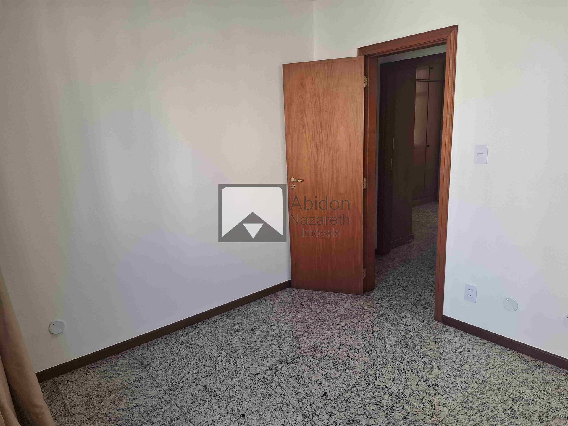 Apartamento à venda com 3 quartos, 110m² - Foto 16