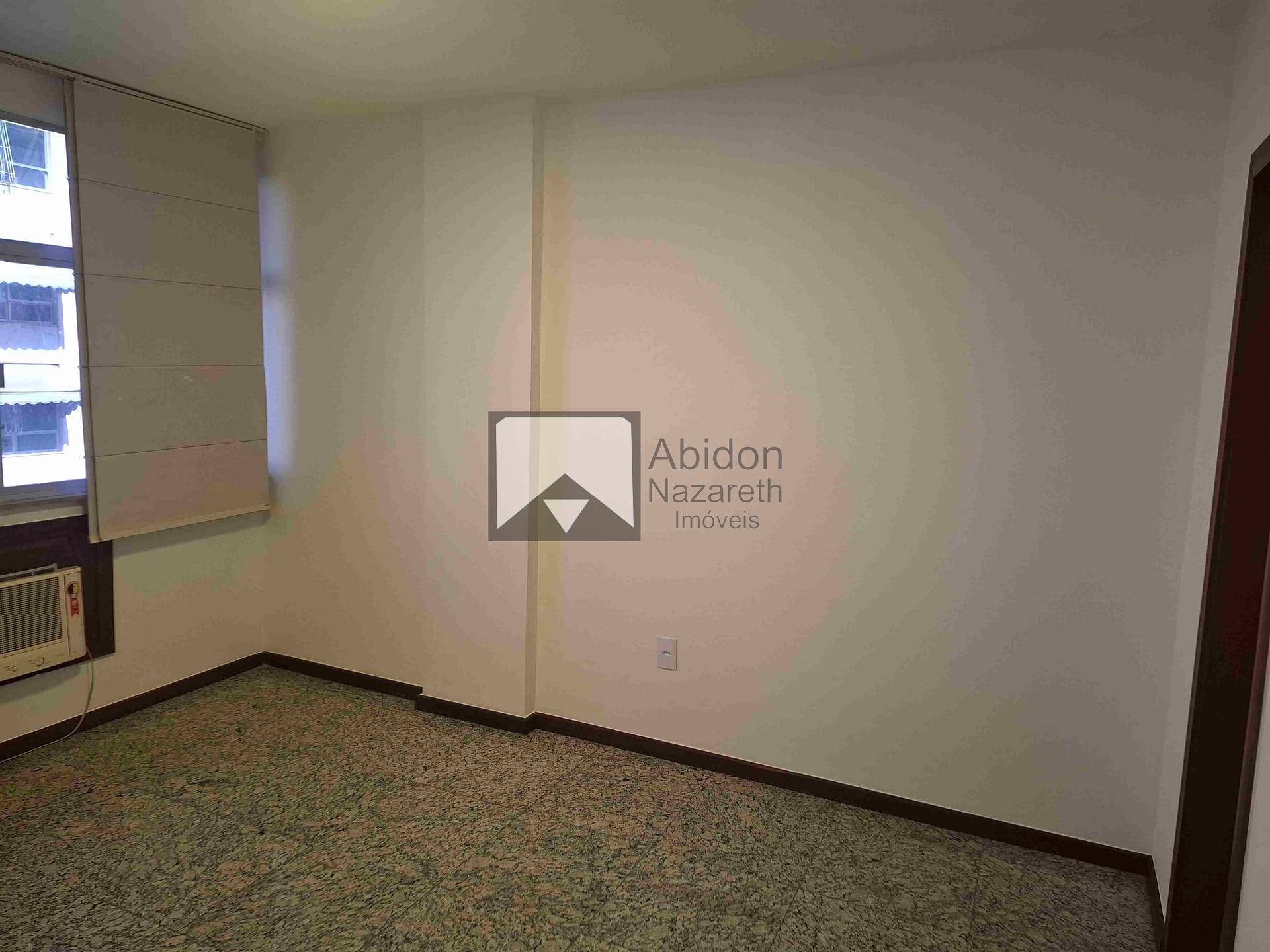 Apartamento à venda com 3 quartos, 110m² - Foto 23