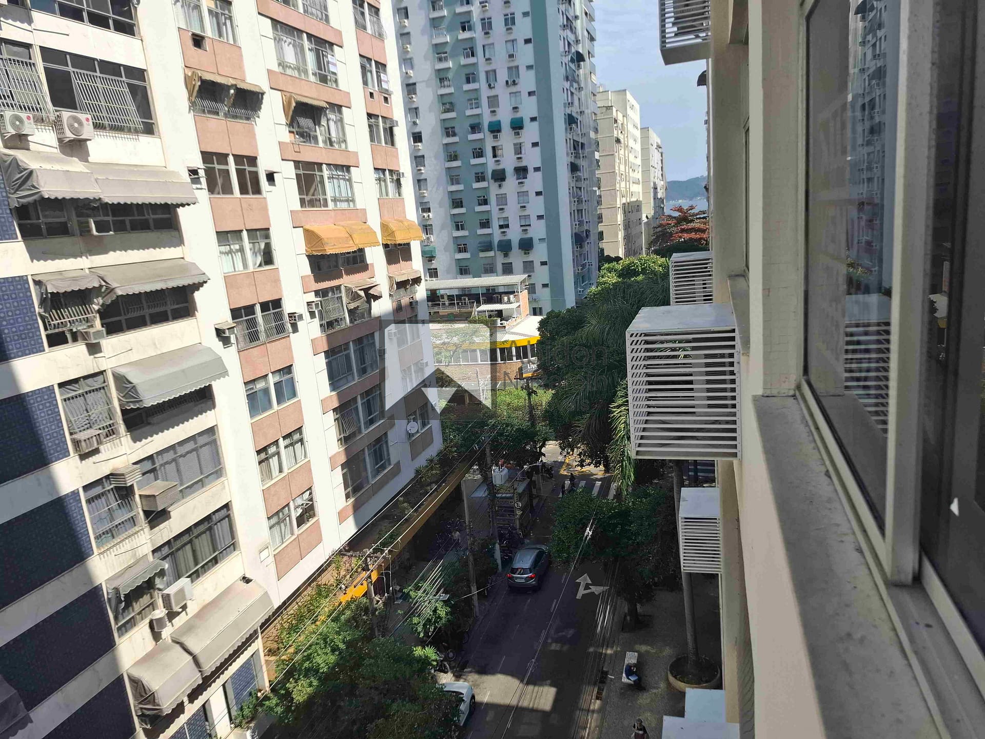 Apartamento à venda com 3 quartos, 110m² - Foto 3