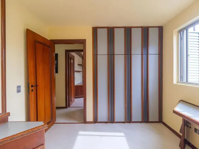 Apartamento 2 quartos e 2 banheiros, para alugar, no bairro Alto da XV em Curitiba
