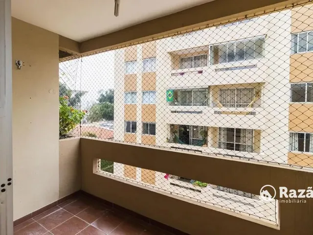 Apartamento 3 quartos e 1 banheiro, para alugar, no bairro Água Verde em Curitiba