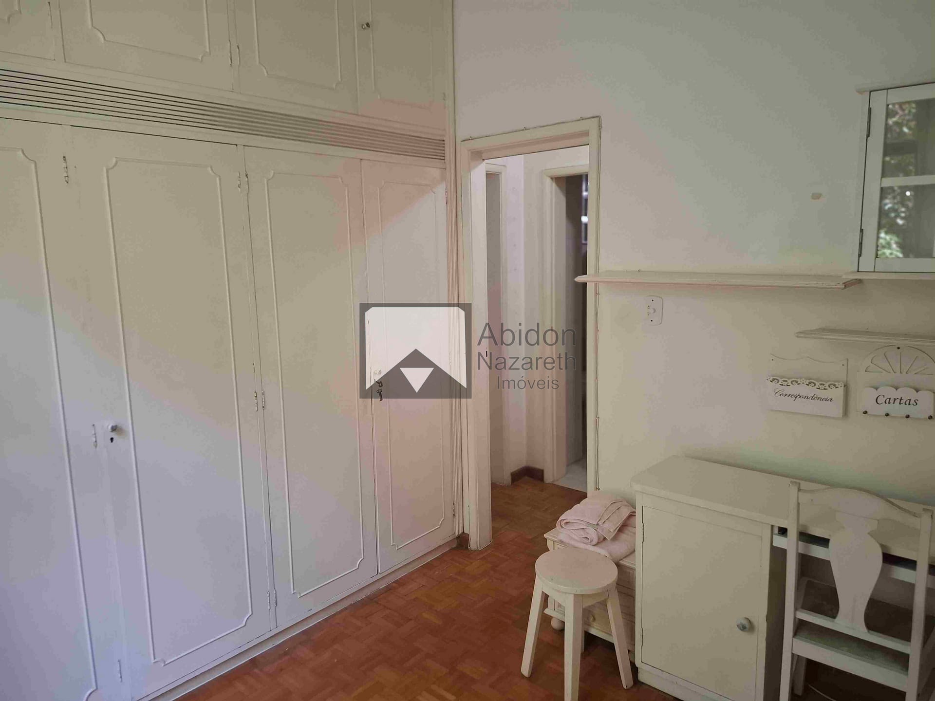 Apartamento à venda com 2 quartos, 75m² - Foto 9