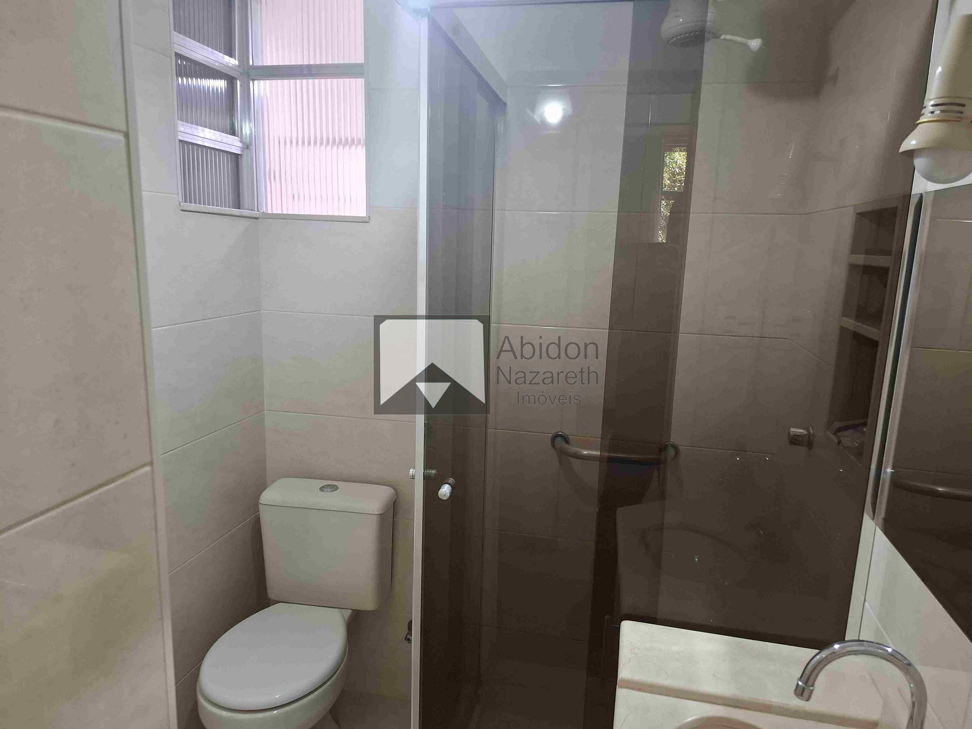 Apartamento à venda com 2 quartos, 75m² - Foto 10