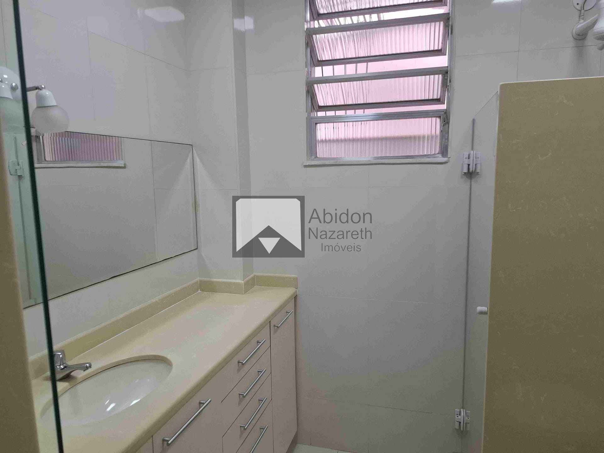 Apartamento à venda com 2 quartos, 75m² - Foto 15