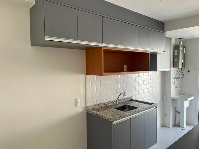 Apartamento 2 quartos e 1 banheiro, para alugar, no bairro Aurora em Londrina