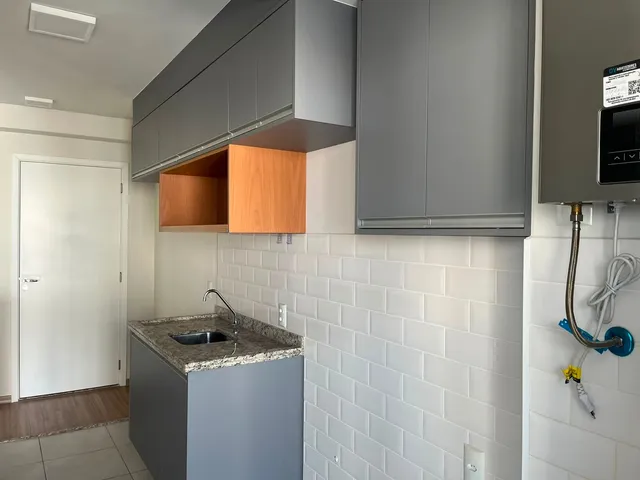 Apartamento 2 quartos e 1 banheiro, para alugar, no bairro Aurora em Londrina