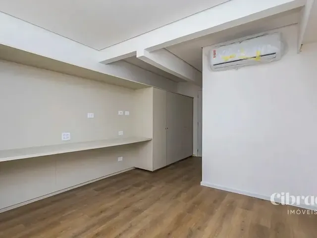 Apartamento 1 quarto e 1 banheiro, para alugar, no bairro Centro Cívico em Curitiba