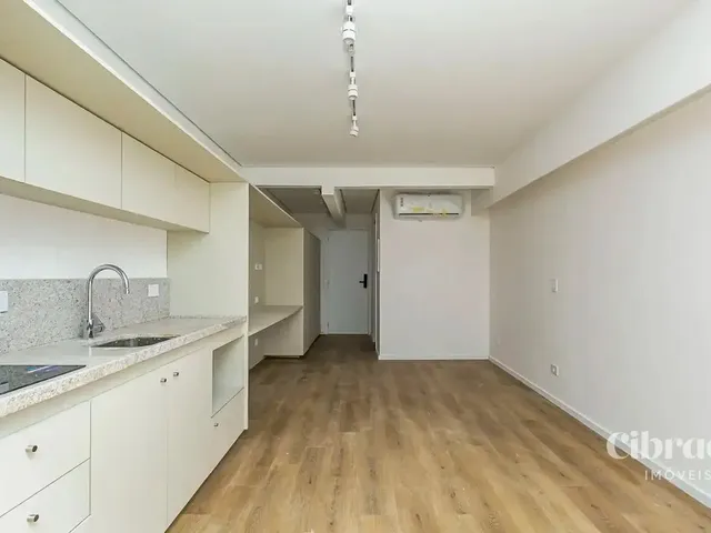 Apartamento 1 quarto e 1 banheiro, para alugar, no bairro Centro Cívico em Curitiba
