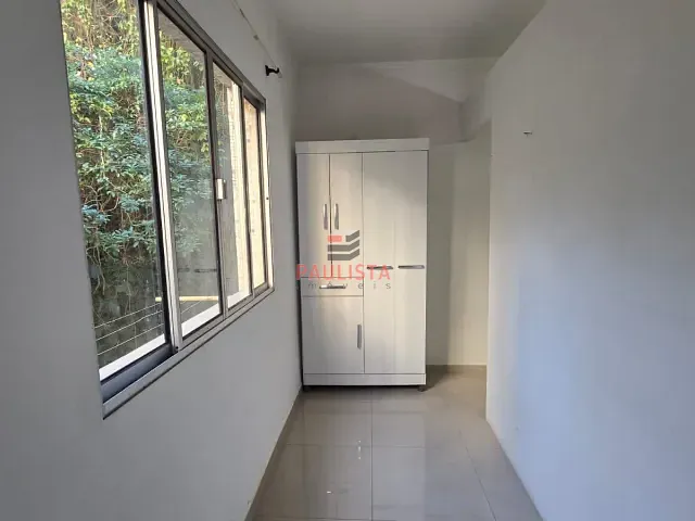Apartamento 1 quarto e 1 banheiro, à venda, no bairro Itararé em São Vicente