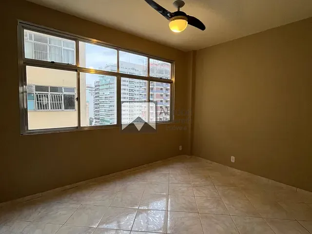 Apartamento com 140m² 3 quartos e 1 banheiro, à venda, no bairro Icaraí em Niterói