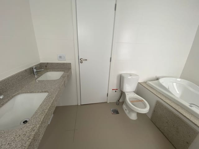 Apartamento com 159m² 4 quartos e 5 banheiros, à venda, no bairro Vila Aviação em Bauru