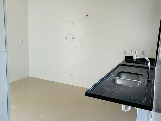 Apartamento com 159m² 4 quartos e 5 banheiros, à venda, no bairro Vila Aviação em Bauru