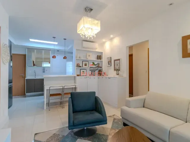 Apartamento 2 quartos e 2 banheiros, à venda, no bairro Boqueirão em Santos