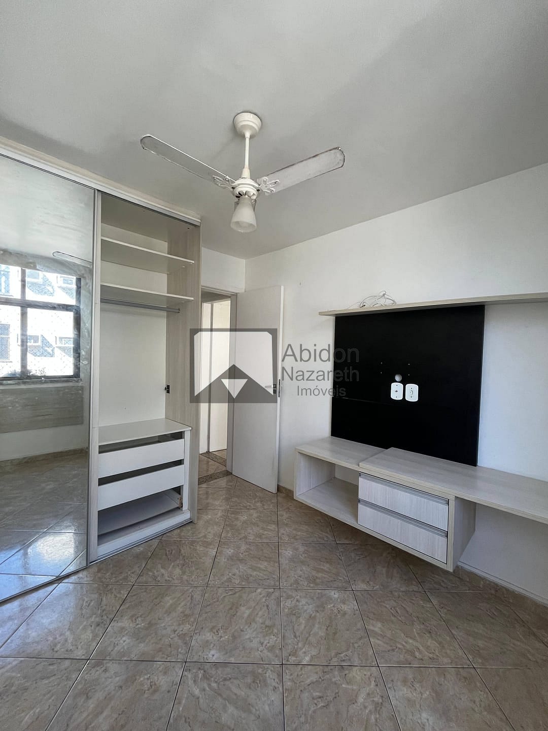 Apartamento à venda com 2 quartos, 55m² - Foto 10