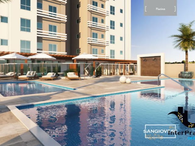 Apartamento à venda, no bairro Meia Praia em Itapema