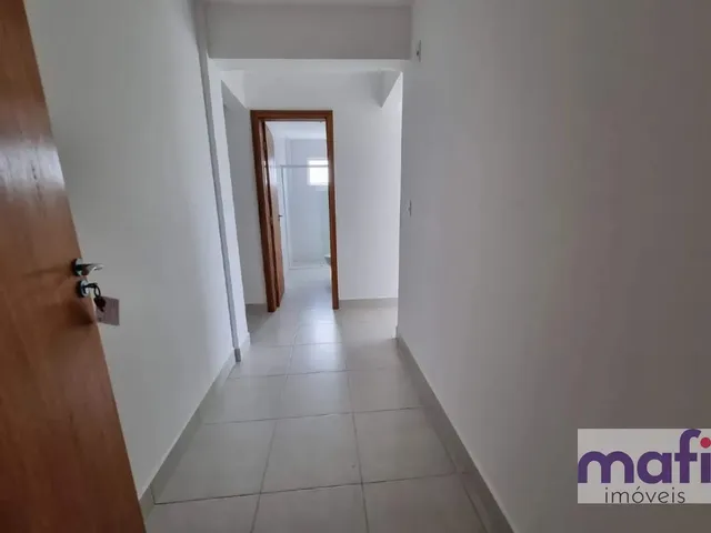 Apartamento com 73m² 2 quartos e 1 banheiro, para alugar, no bairro Centro em Curitiba