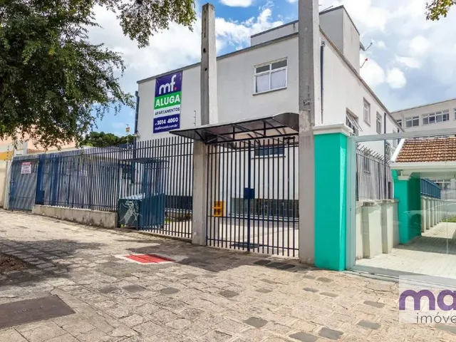 Apartamento com 73m² 2 quartos e 1 banheiro, para alugar, no bairro Centro em Curitiba