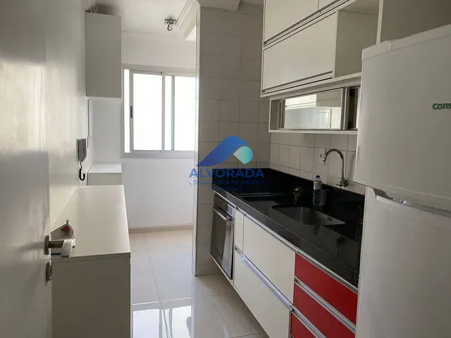Apartamento 3 quartos e 1 banheiro, à venda, no bairro Jardim das Colinas em São José dos Campos