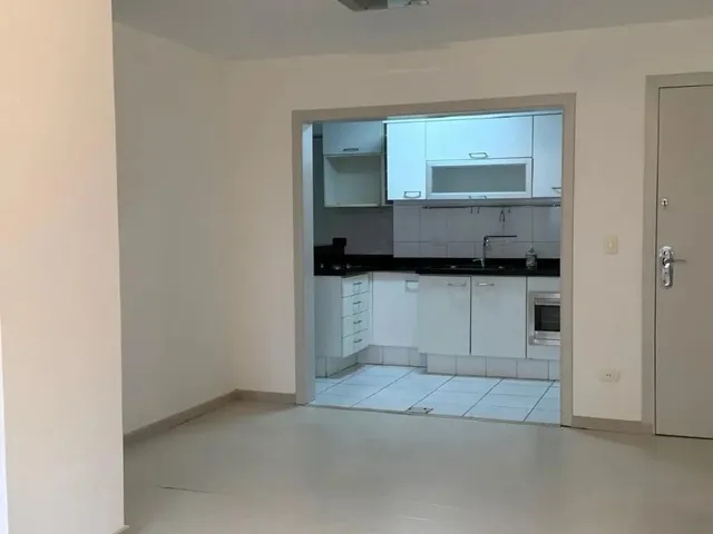 Apartamento 3 quartos e 2 banheiros, à venda, no bairro Bigorrilho em Curitiba