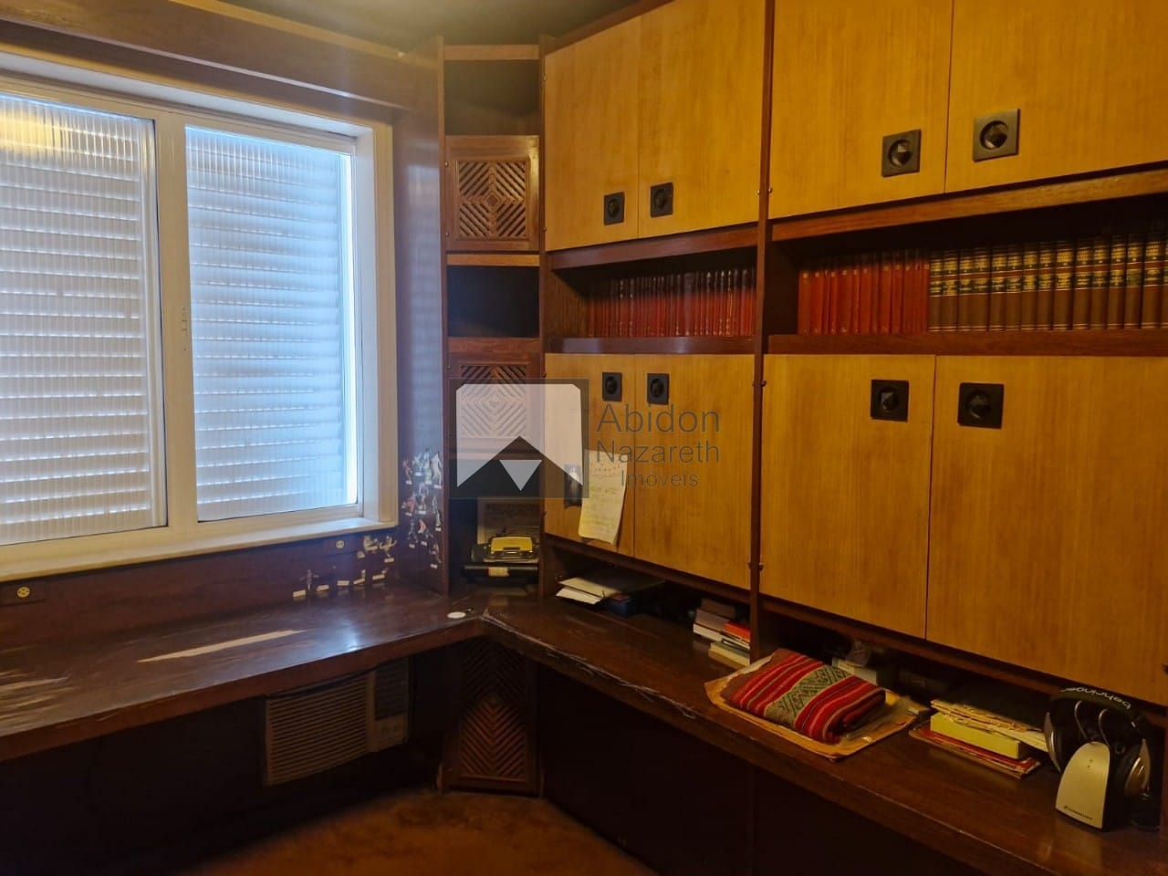 Apartamento à venda com 4 quartos, 220m² - Foto 7