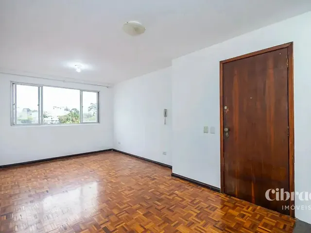 Apartamento 3 quartos e 2 banheiros, para alugar, no bairro Bacacheri em Curitiba