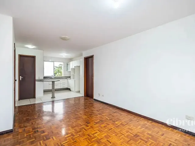 Apartamento 3 quartos e 2 banheiros, para alugar, no bairro Bacacheri em Curitiba