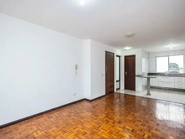Apartamento 3 quartos e 2 banheiros, para alugar, no bairro Bacacheri em Curitiba